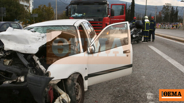 Νεκροί μητέρα, πατέρας και γιος στην καραμπόλα