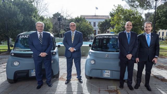 Δωρεά δύο οχημάτων στη Δικαστική Αστυνομία